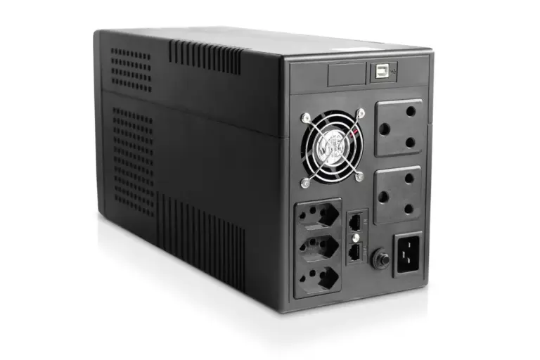 RCT 2400VA 1440W Line-Interactive UPS